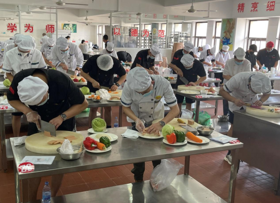 省烹饪行业协会完成2022年第5期中式烹调师等级评价考试0921276.png